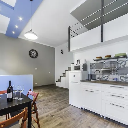 Apartment D53